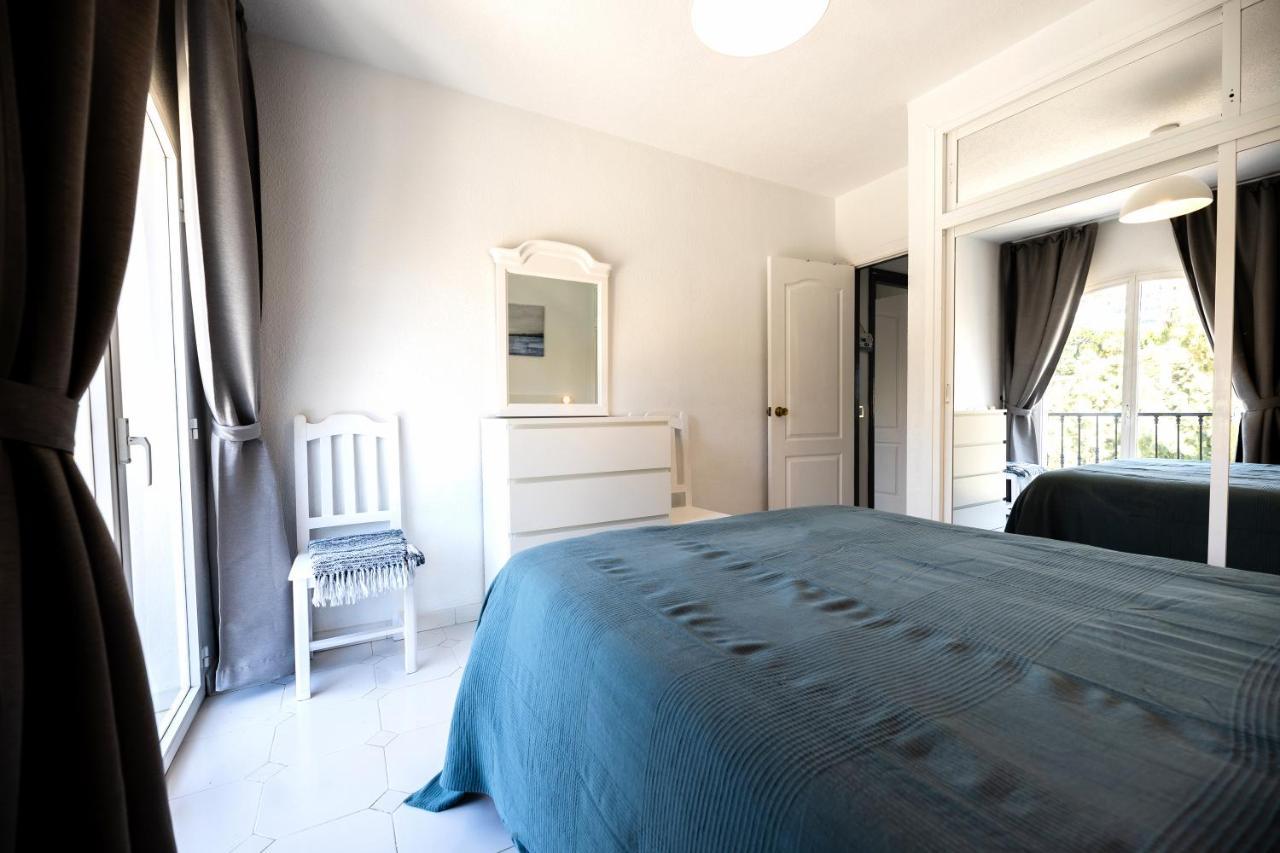 Spacious 2-Bedroom Apartment With Free Parking Sitio de Calahonda Eksteriør bilde